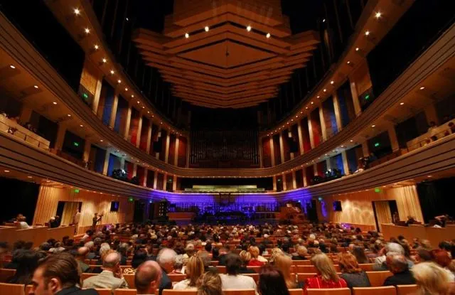 Karaszy Szilvia koncertestje, MÜPA, Művészetek Palotája: az archívum galériájának 17. fényképe (17 közül)