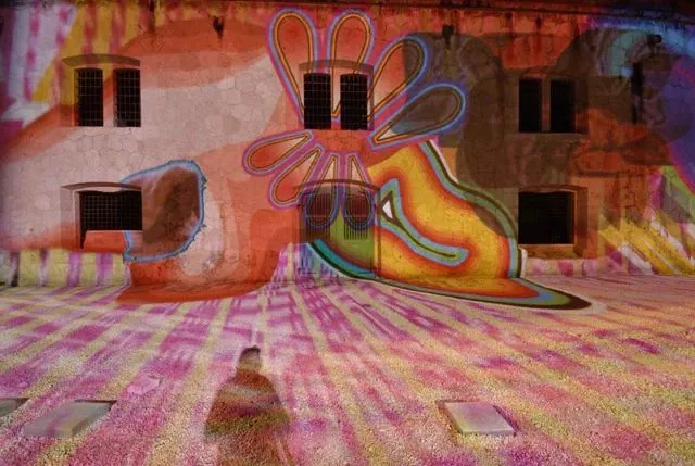 Fénybe borult erőd, Komárom, 2006. június: az archívum galériájának 1. fényképe (19 közül)