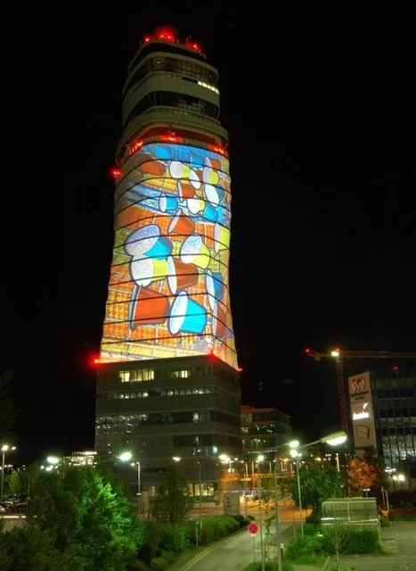Fényművészeti installáció demó, Bécs-Schwechat nemzetközi repülőtér (VIE): az archívum galériájának 33. fényképe (37 közül)