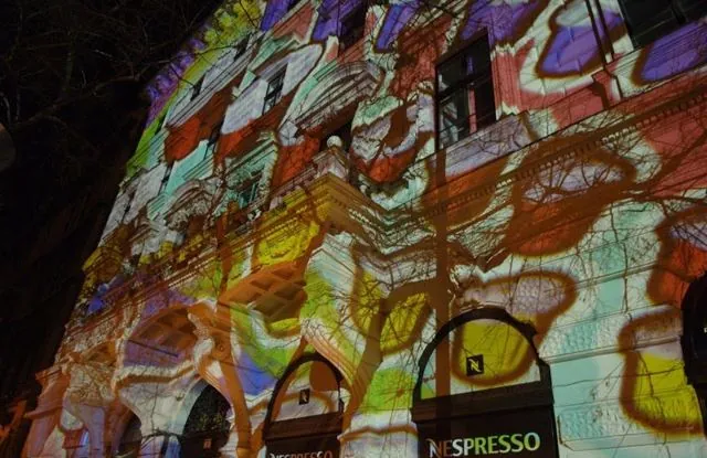 A Nespresso Boutique megnyitója: az archívum galériájának 16. fényképe (22 közül)