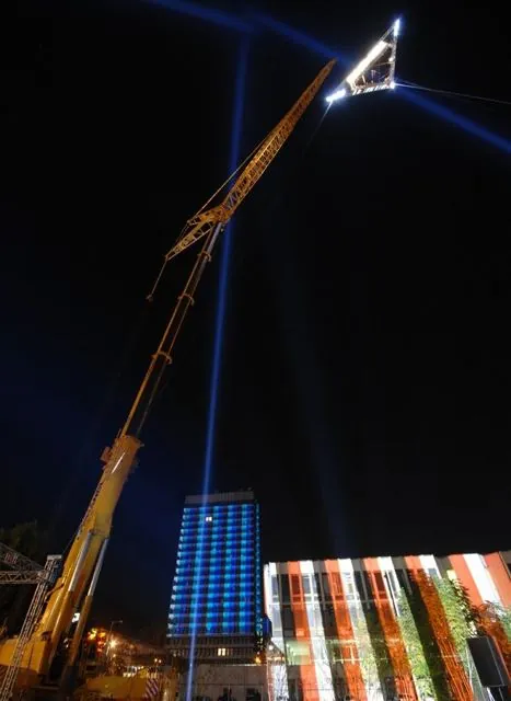 Magassági fényjelzés, Budapest, 2006. október 30.: az archívum galériájának 38. fényképe (69 közül)