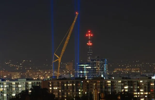 Magassági fényjelzés, Budapest, 2006. október 30.: az archívum galériájának 48. fényképe (69 közül)