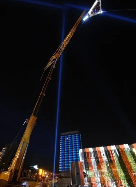 Magassági fényjelzés, Budapest, 2006. október 30.: az archívum galériájának 39. fényképe (69 közül)