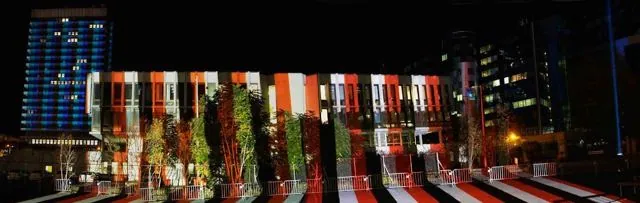 Magassági fényjelzés, Budapest, 2006. október 30.: az archívum galériájának 28. fényképe (69 közül)