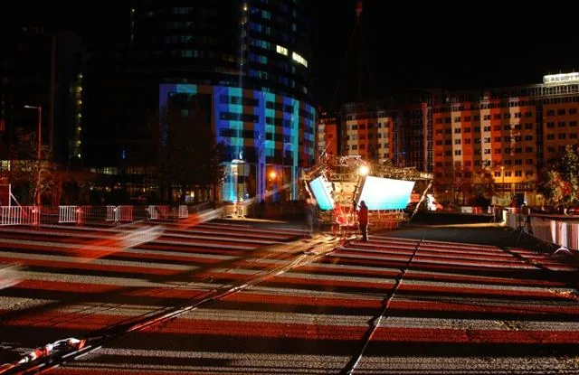 Magassági fényjelzés, Budapest, 2006. október 30.: az archívum galériájának 18. fényképe (69 közül)