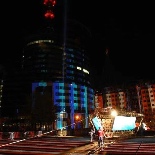 Magassági fényjelzés, Budapest, 2006. október 30.: az archívum galériájának 26. fényképe (69 közül)